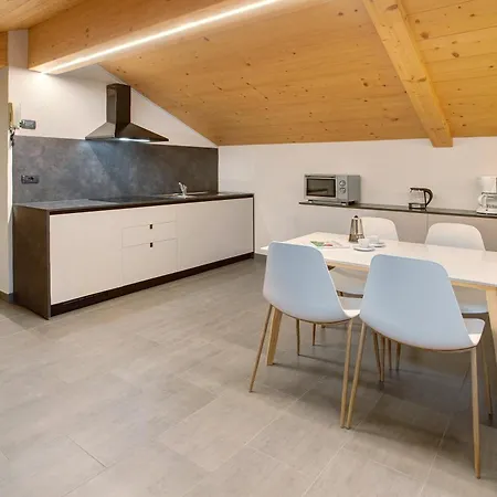 Stelle Di Cristallo * ליביניו